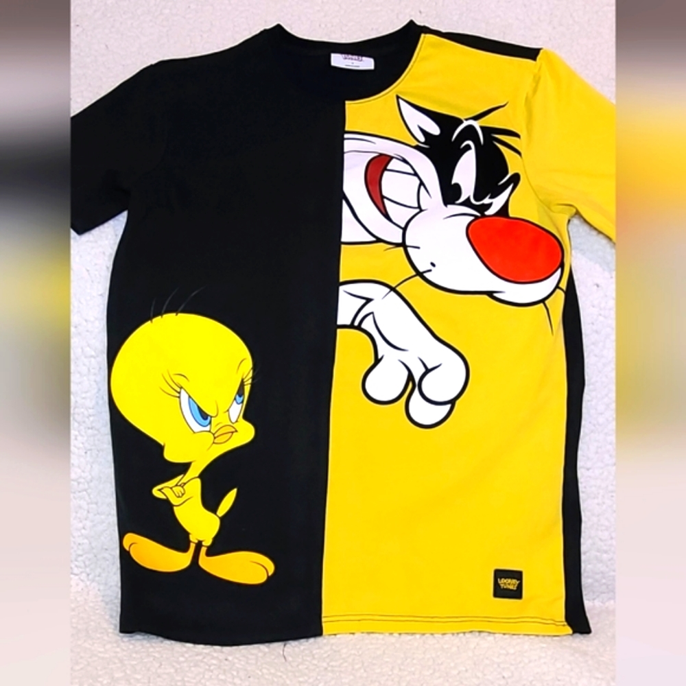 *SOLD* Tweety & Sylvester Top/T-shirt - Picture 3 of 7